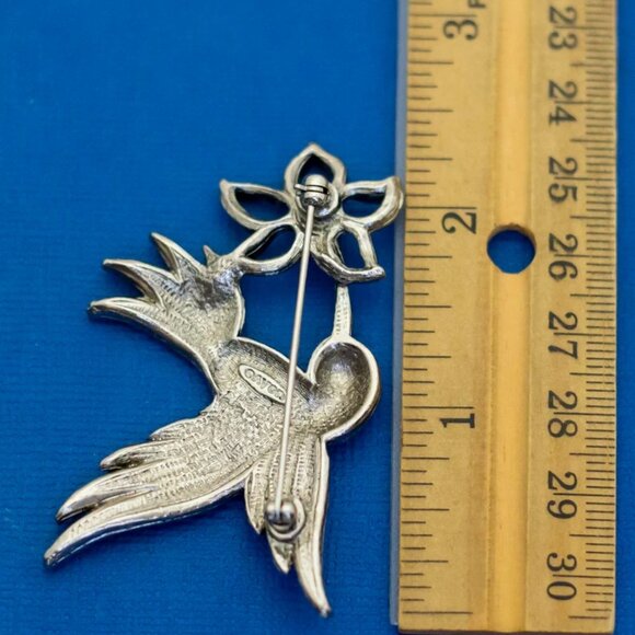 Vintage Silver Tone Intricate Humming Bird Animal Brooch by Avon - D36 - Picture 2 of 2